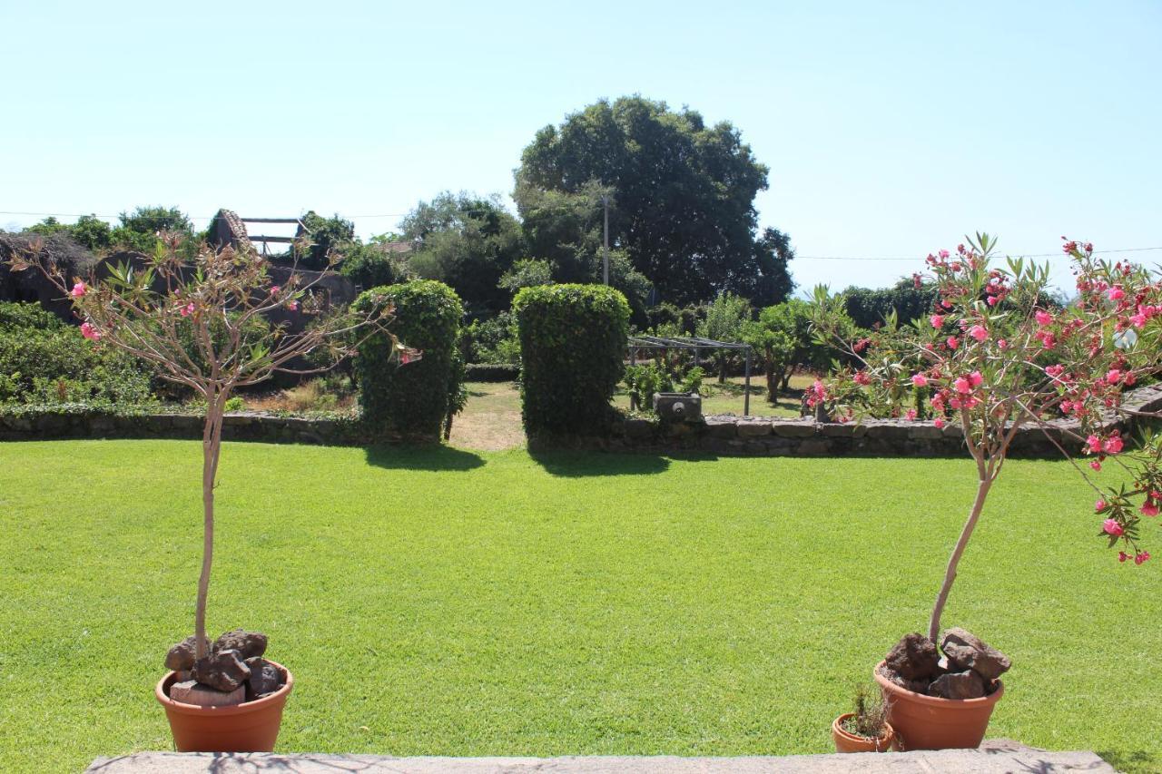 Il Giardino Degli Ovali Villa Fiumefreddo di Sicilia Bagian luar foto